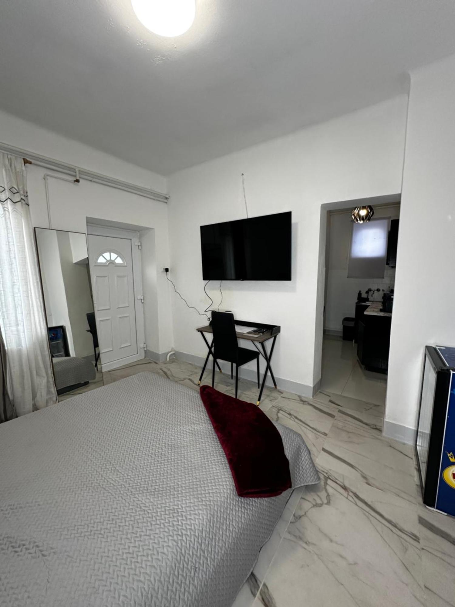 Airport17 B&B Vecses Ngoại thất bức ảnh