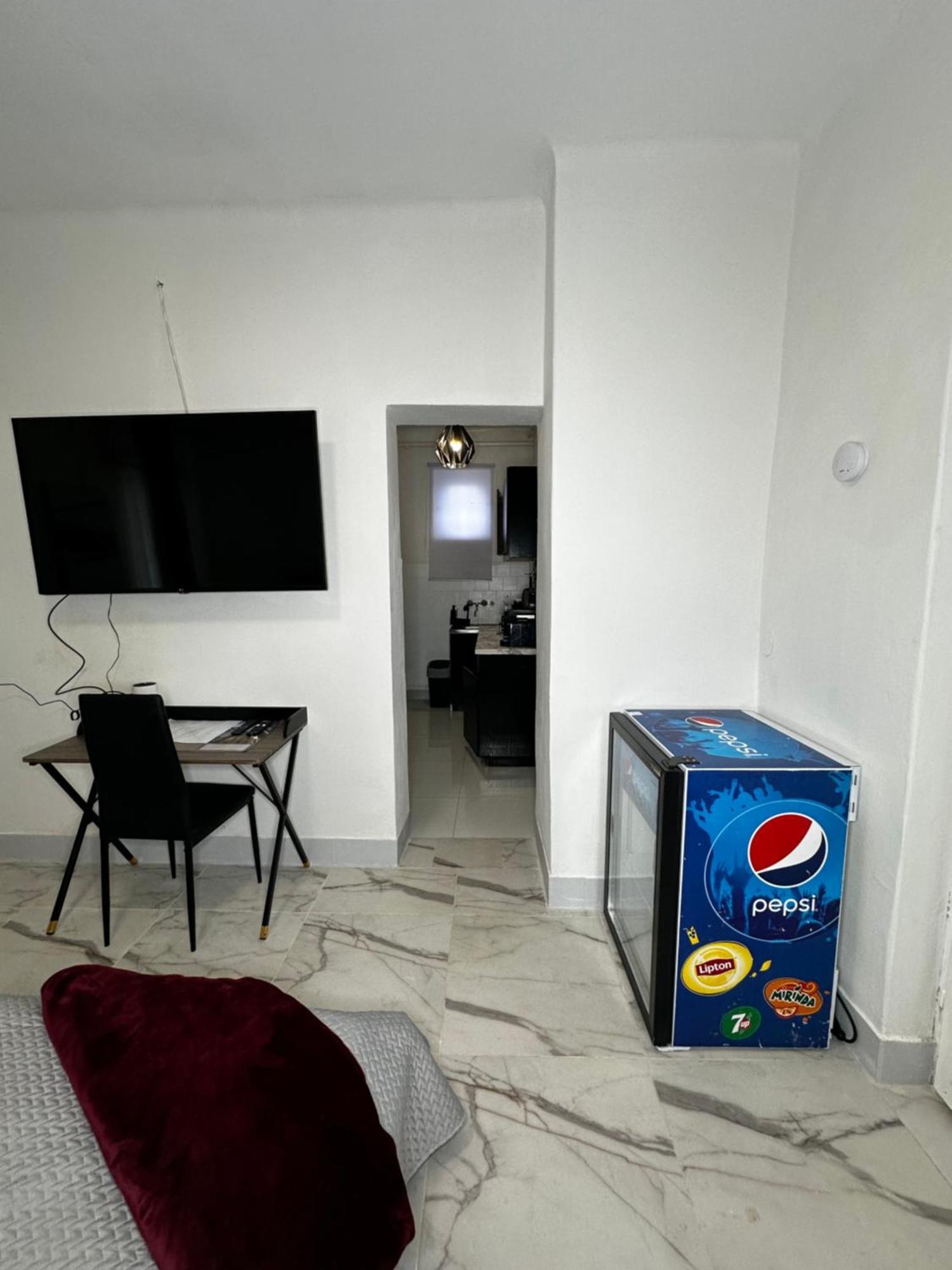 Airport17 B&B Vecses Ngoại thất bức ảnh